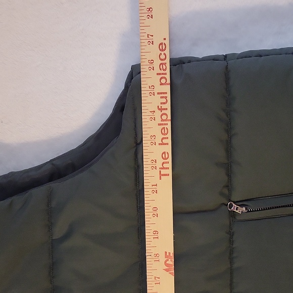 Green Quilted Puffer Vest with Hood - Picture 6 of 7